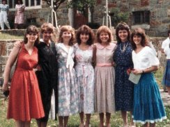 1924036_1190947058674_2863051_n